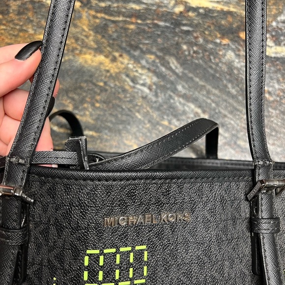 Michael Kors Tote - Picture 8 of 9